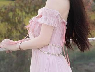 秀人网 - 睡衣与葛征的写真关系复杂,下载后你会发觉缺少了一种…什么?