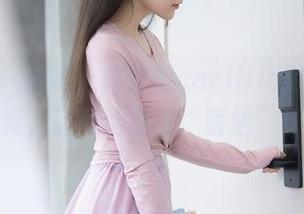秀人网 - 来吧,陆萱萱cecillia的护士写真,让我给你点“医治”!