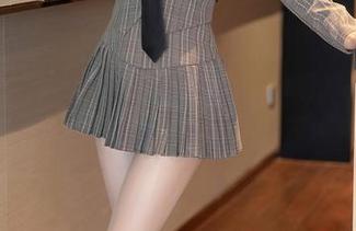 秀人网 - 陈巧蓓isabella和她的体操服写真的奇妙组合，壁纸全靠撞运气