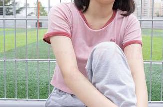 袜啵啵 - 熊熊的板鞋作品集，原图显示出我对鞋子的执着…有没有人跟我一样爱板鞋？