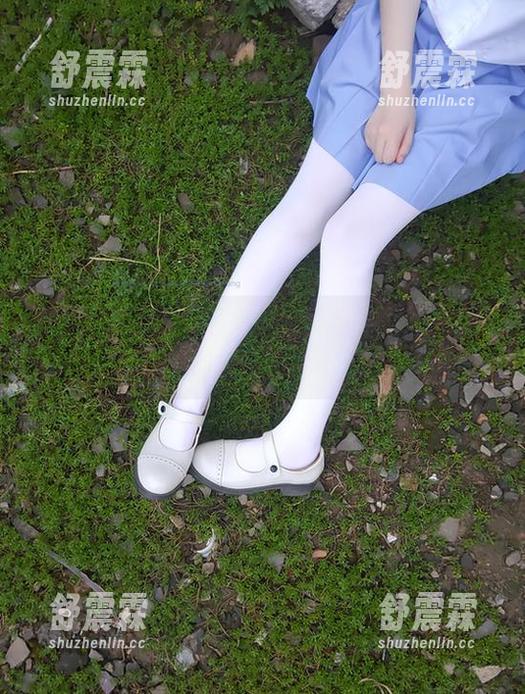 珠圆玉润的西尔酱，写真图集飞来了，小心别被她迷住！