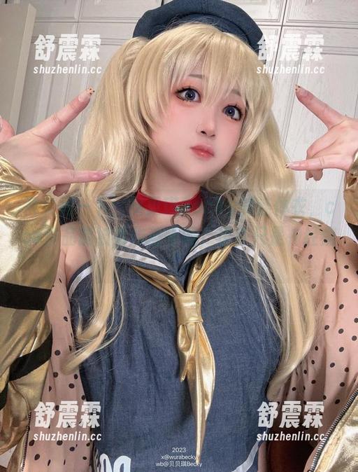 其实问一下：贝贝琪Becky的连体衣，cos作品能被看作哲学吗？也许只是神经病？