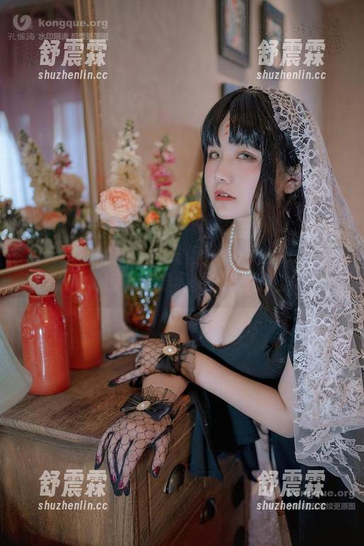 玩转透明的阿半今天很开心——cos分享，细节都要我说出来吗？